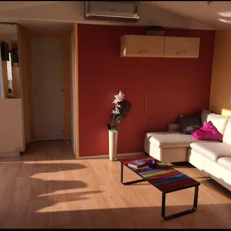 Mobil Home, Jacuzzi, Velos, Barbecue Et Et A 300m