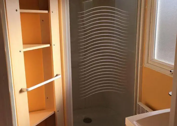 Campingplads Mobil Home, Jacuzzi, Velos, Barbecue Et Et A 300m