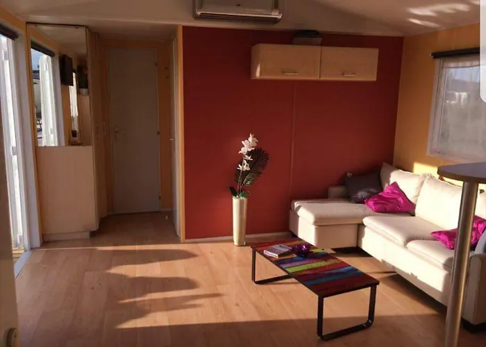 Mobil Home, Jacuzzi, Velos, Barbecue Et Et A 300m