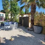 Mobil Home, Jacuzzi, Velos, Barbecue Et Et A 300m Hyères
